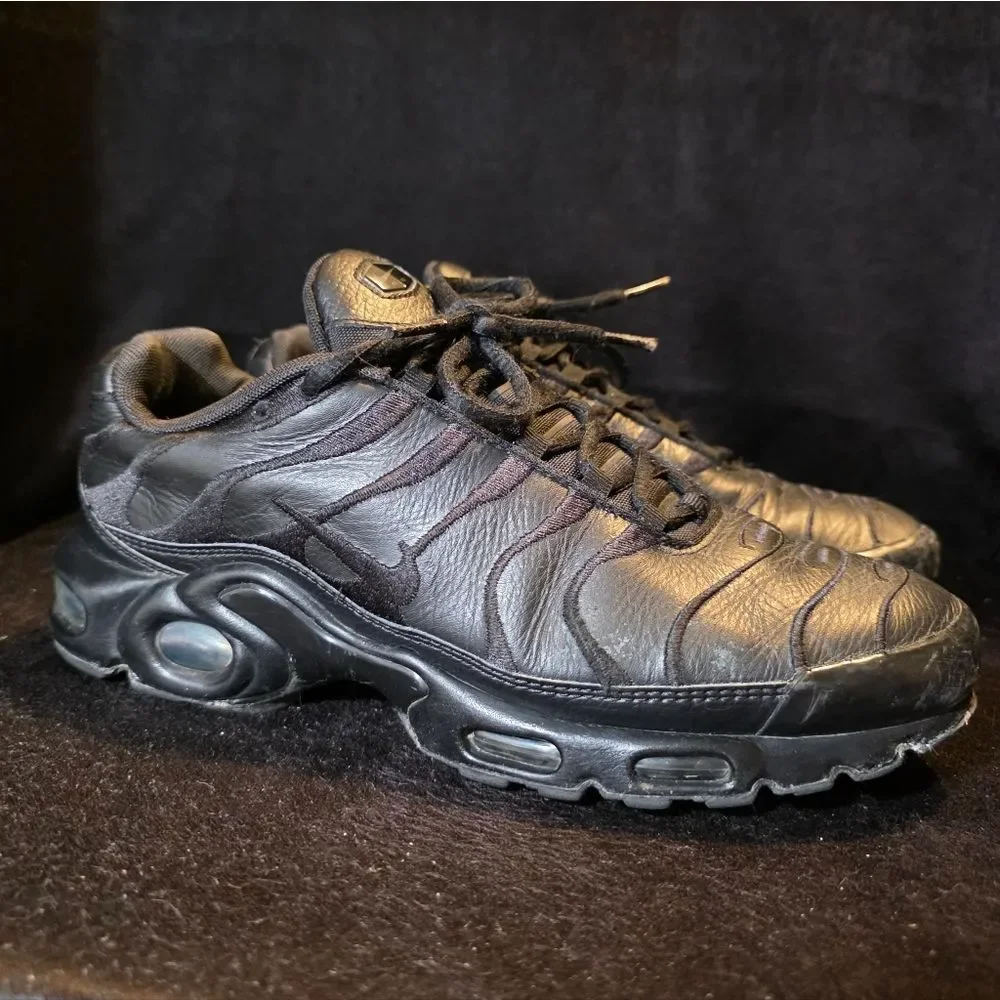 Nike Men's 8/ Womens 9.5